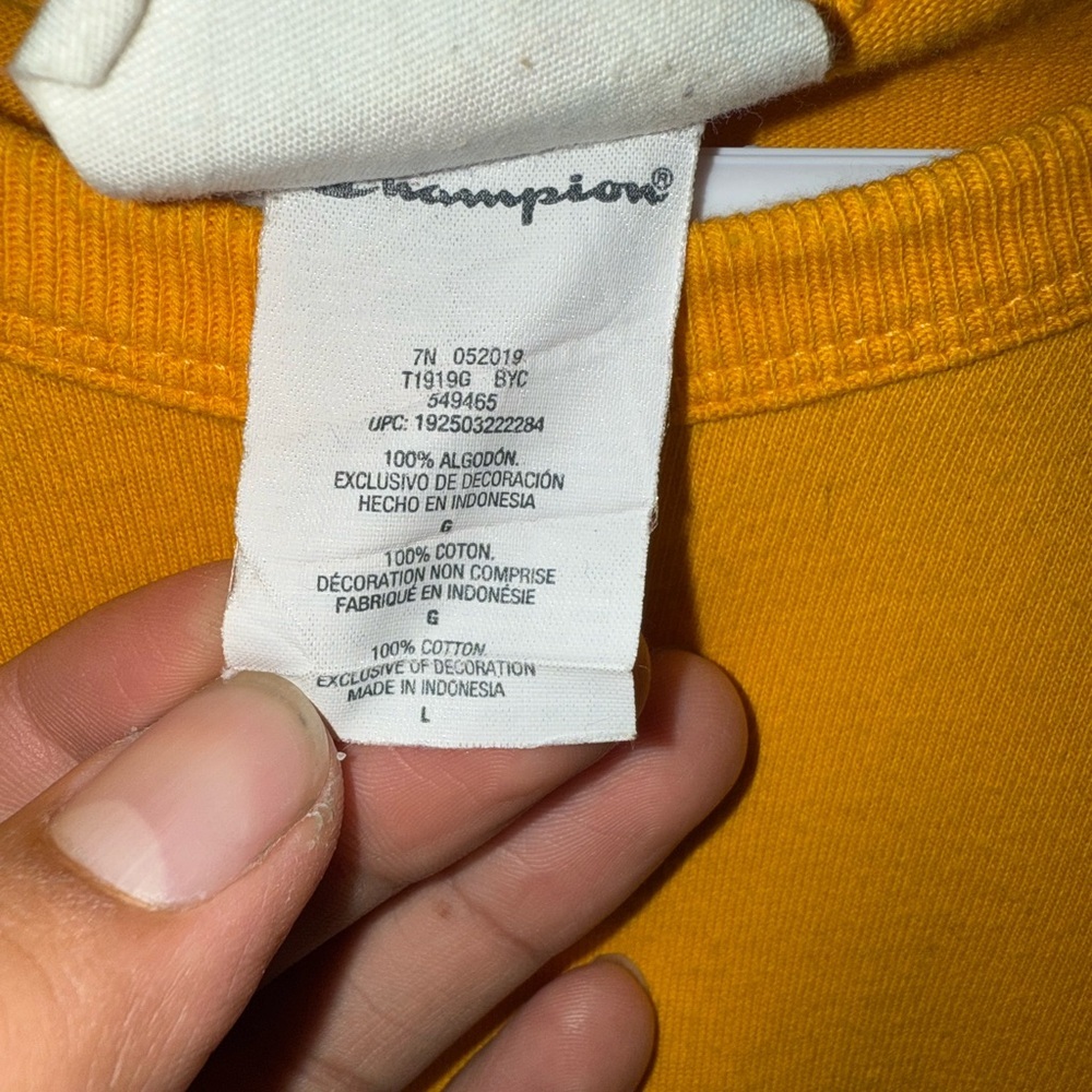 Champion Men's Yellow T-Shirt Size Large - Picture 5 of 5